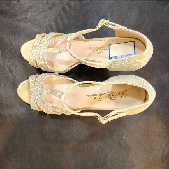 BRAND NEW DE BLOMSSOM COLLECT GLITTER RHINESTONE T-STRAP PLATFORM WEDGE SANDALS - Picture 6 of 16